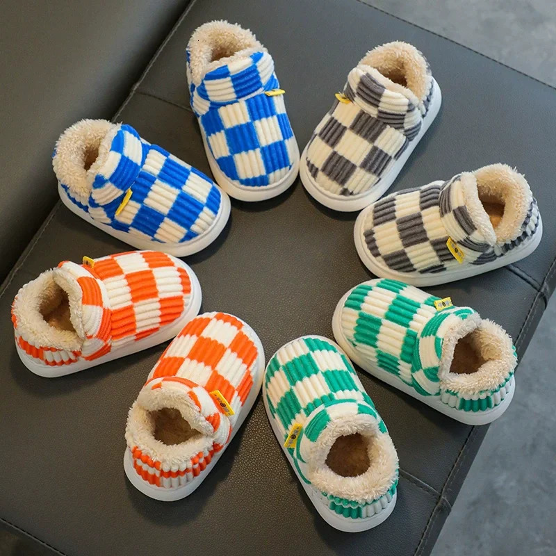 Winter Kids Baby Boys Girls Winter Slippers Checkered Non-Slip Home Indoors Shoes Fashion Warm Children Bedroom Shoes Slippers 250106
