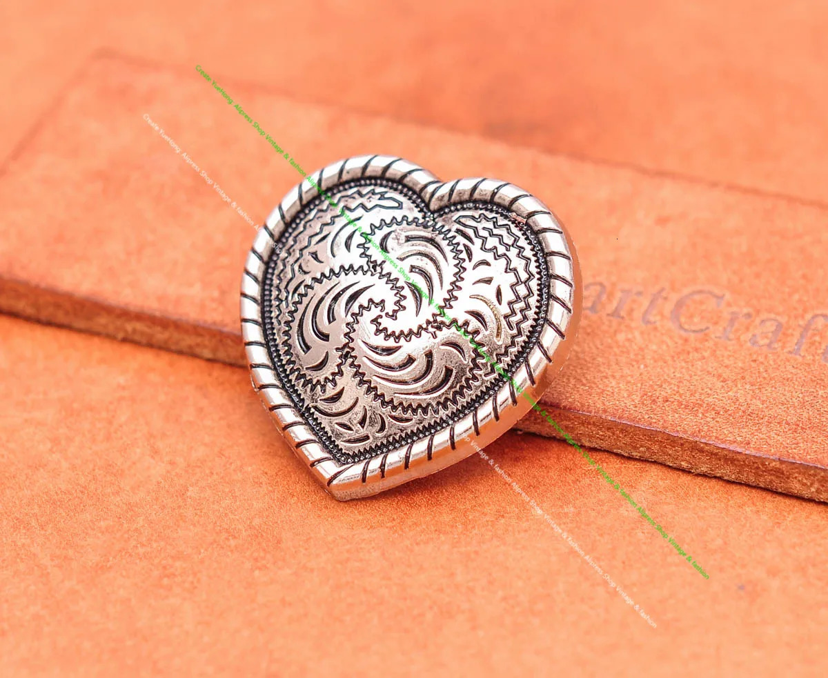 10Pcs Western Silver Black Love Heart Floral Rope Side Engraved Leathercraft Belt Headstall Horse Saddle Tack Conchos Screwback 241230