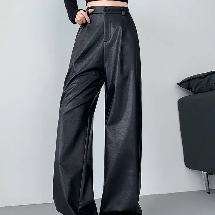 Vintage High-End FeelPU Leather Straight-Leg Pants For Women Bell Bottoms Draped Slimming Casual Trousers 250106