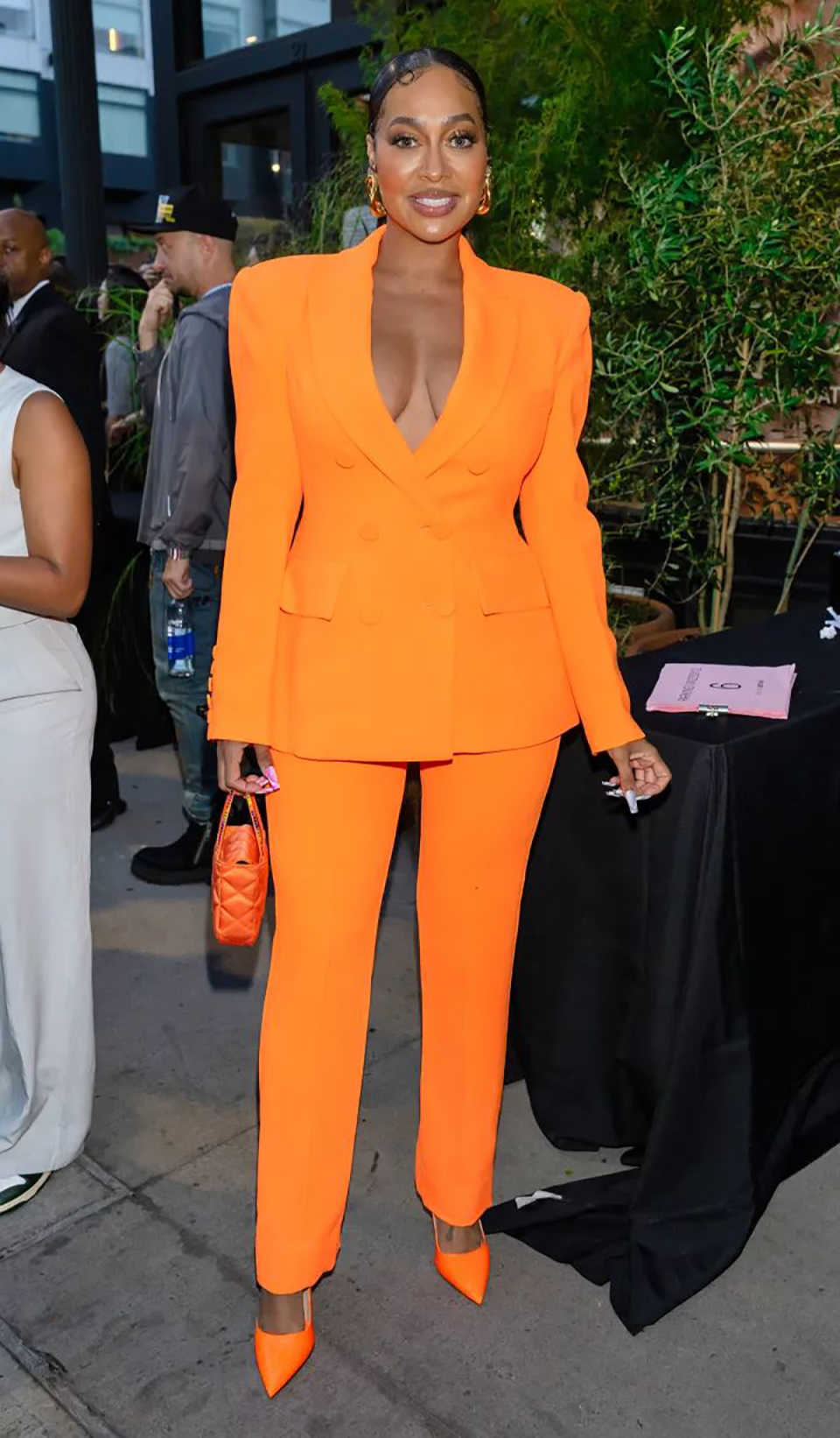 Customized Orange Spring Women Pants Sets Designer Ladies Prom Birthday Party Formal Wear Custom Made Outfit Jacket 2 Pieces