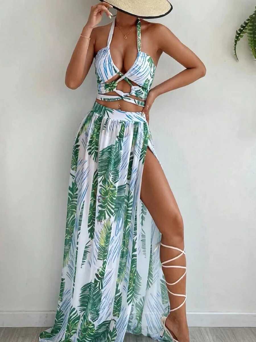2024 Halter Cross Bikini Hollow Swimsuit Beach Dress 3 Piece Sexy Swimwear Women Bathing Suit Padded Beachwear Swimming SummerXJ250106