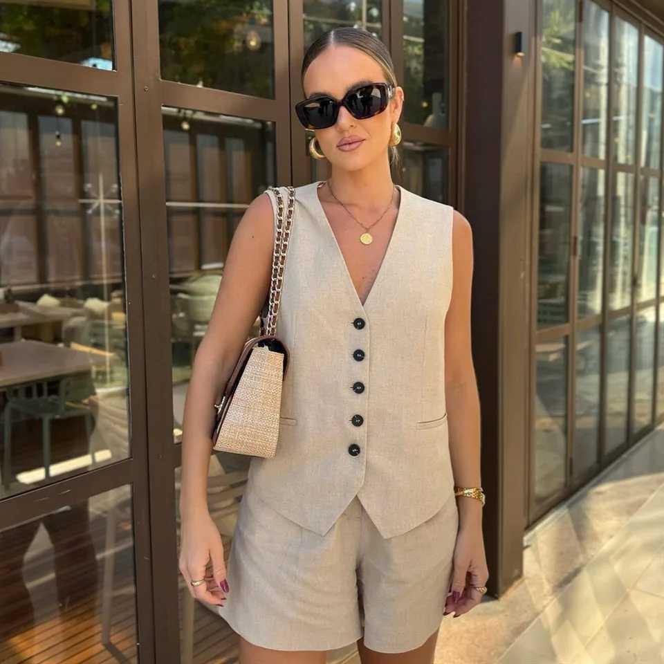 PB ZA 2024 Spring New Womens Fashion Style Versatile Linen Blended Vest High Waist Casual Shorts SetXJ250106