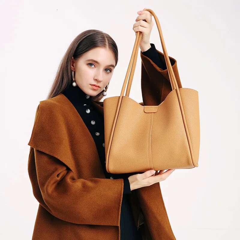 Alirattan Women New Genuine Leather Shoulder Bags 2025 Designer Fashion Lady Casual High Quality Cowhide Shopping Tote Bag