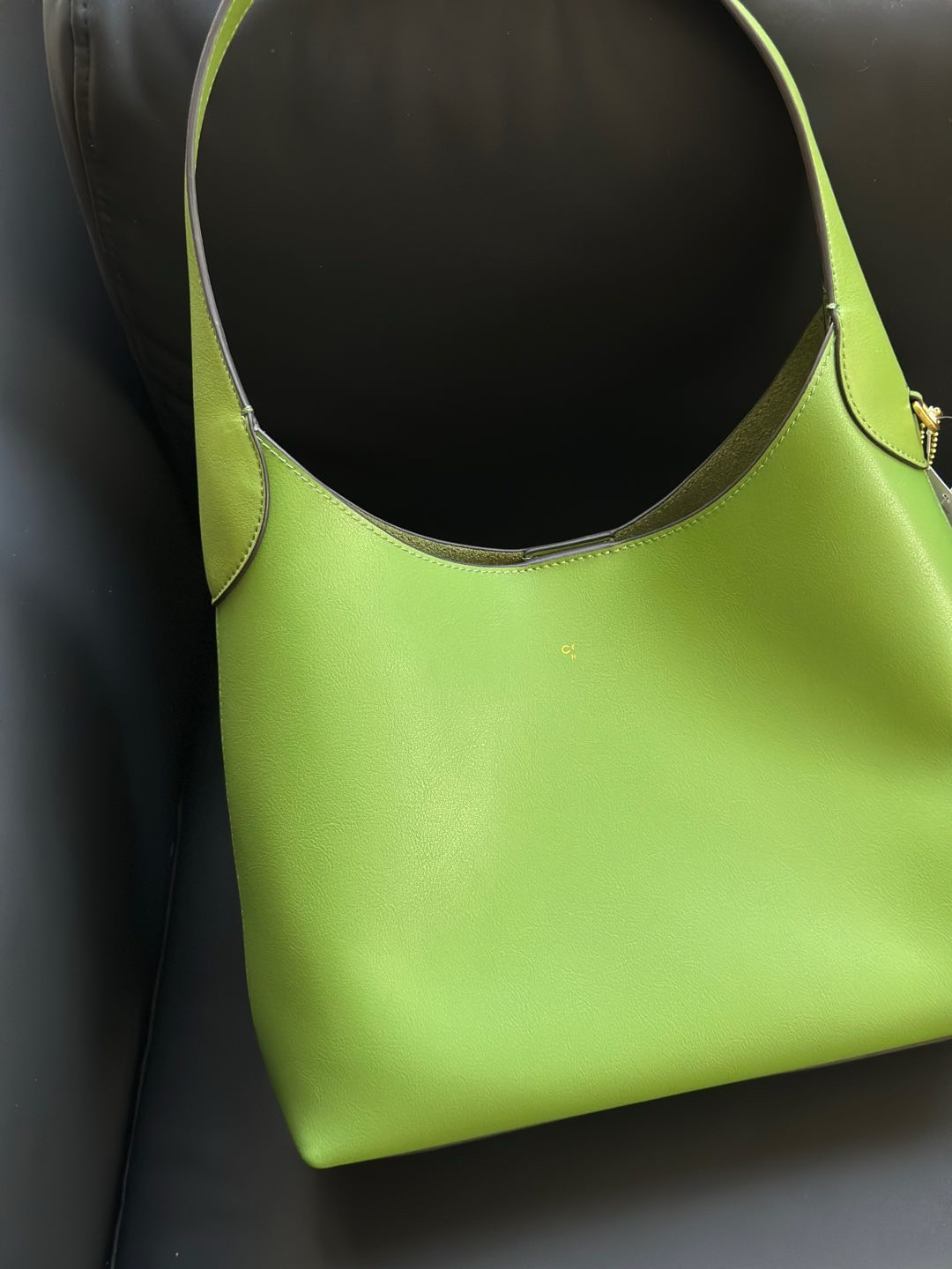 Niche Fashionable Versatile Tote Bag Designer Shoulder Bags Luxe Calfskin Handbag Designer bag Cowhide Wide Strap Leather Triangle Cross Body Handbags