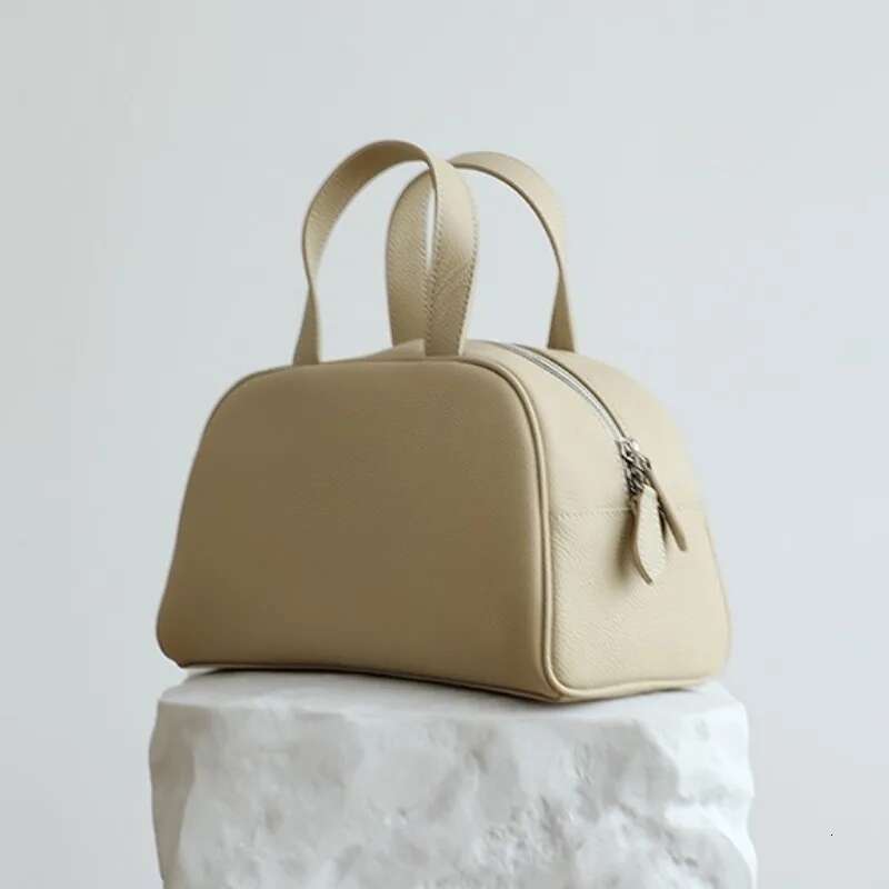 2025 New Genuine Leather Hand French Elegant Solid Popular Women Boston Bags Summer Office Lady Cowhide Handbag Bolsas