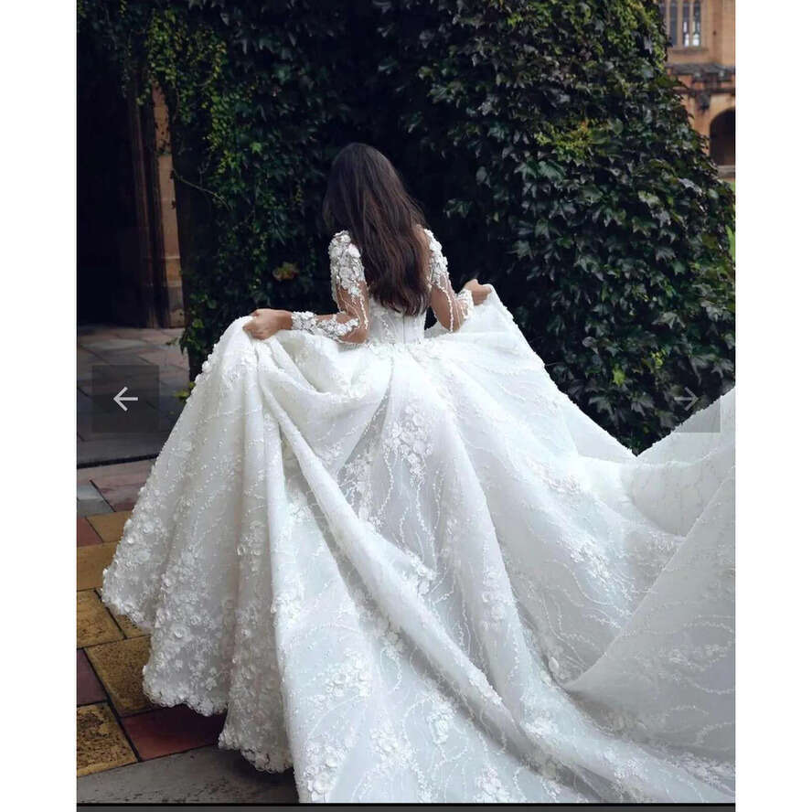 Stic Arabic Dubai Lace Tulle Wedding Dresses A E Sleeves Sheer Neck Appliques Beads Long Bridal Gowns With Split Front Custom Robes De Mariage Bc18324