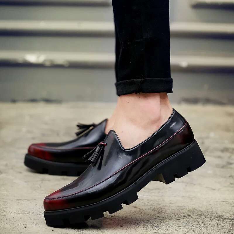 Brand New Designer High Quality Casual Pointed Toe Men Dress Thick Soled Shoes Antiskid Shoe