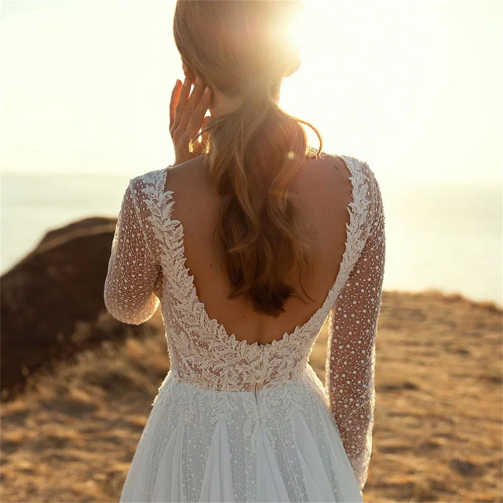 Backless Beach Wedding Dresses Lace Long Sleeves Illusion V-Neck A-Line Ivory Tulle Boho Bridal Gowns Court Train