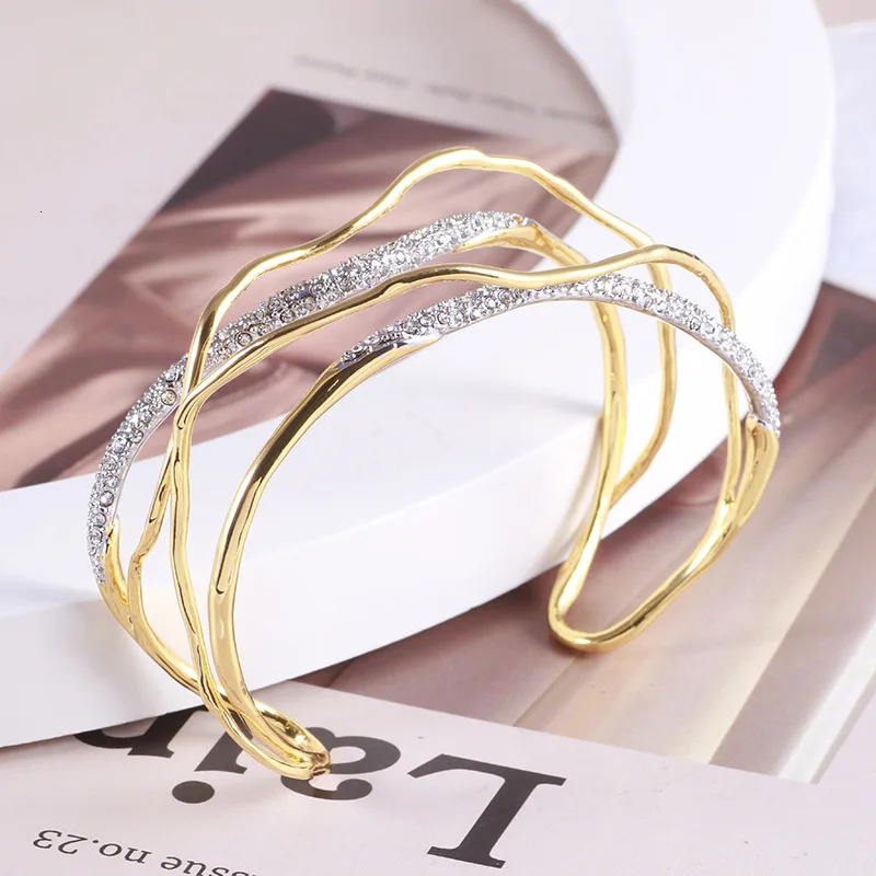 Trendy 2 Tones Cross Lines Cuff Bangles For Woman Copper Gold Plated Mixed Silver Color Sparkling Rhinestone Wide Version Craft 250107