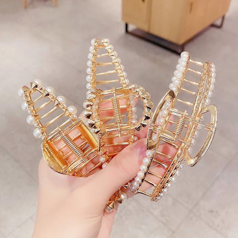 Simulated Pearl Crystal Big Hair Claw For Women Jewelry Elegant Gold Color Crab Hair Clips Hair Accessories Girl Metal Hairpins 250103