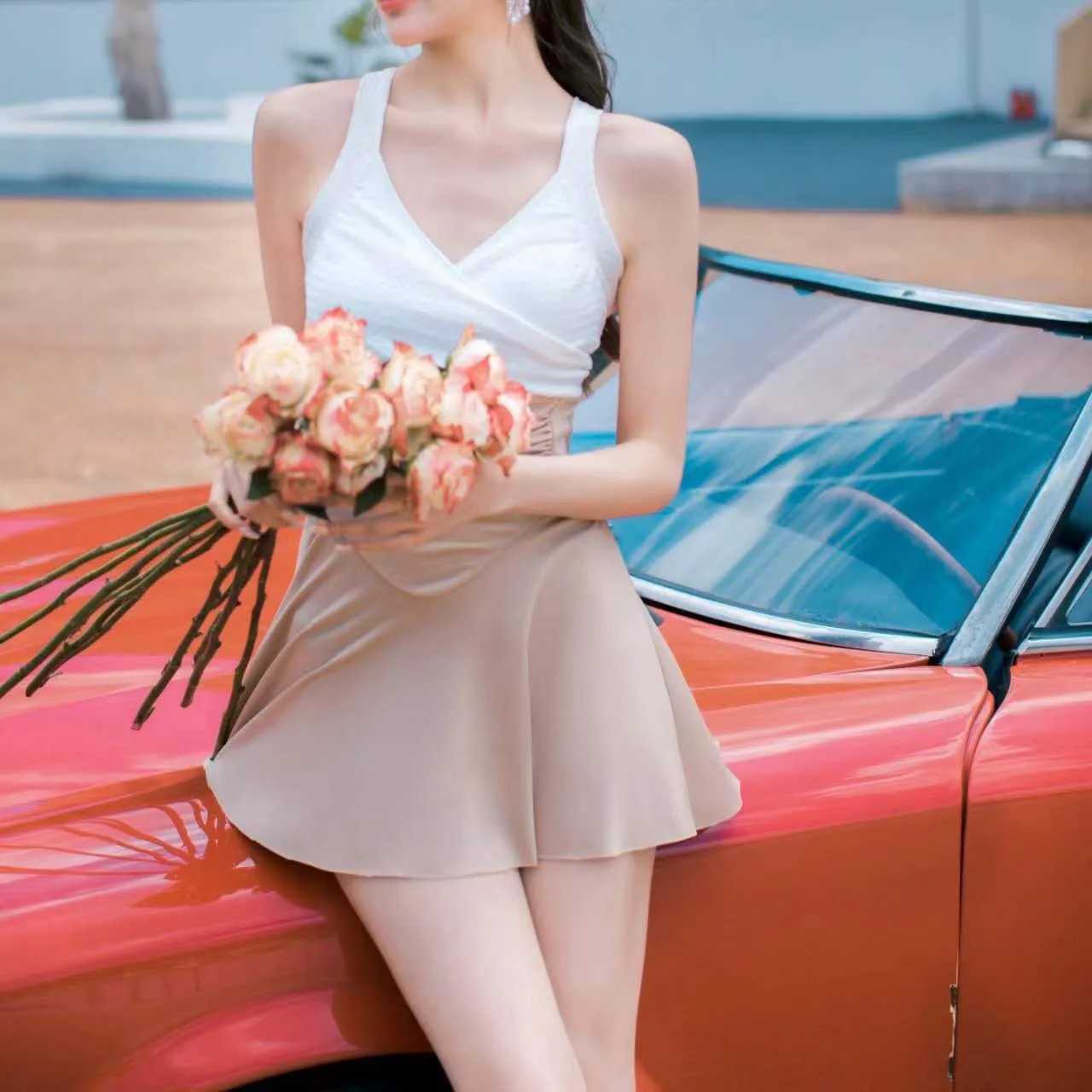 Women Summer Backless Beach Bikini Bathing Suit Sexy One Piece Swimming Suit Beachwear V-neck Bathing SuitXJ250106