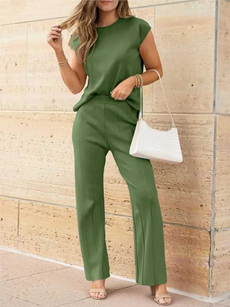2 Piece Sets Women Outfit Sveless Casual T Shrit Top Knitted Vest Wide-leg Pants Ice Summer New Solid Color Casual OutfitXJ250106