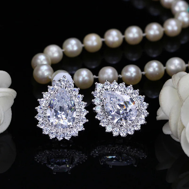 CWWZircons Silicone Hold Gorgeous Big Teardrop Cubic Zirconia Stone No Pierced Ear Clip On Earrings For Women Gift CZ111 250103