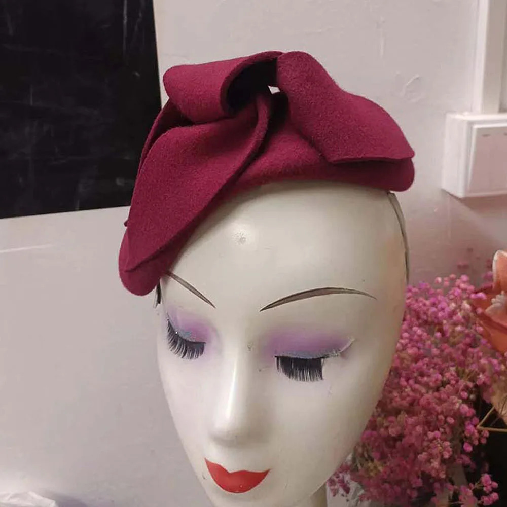 French Style Fascinator Hats Teardrop Womens British style wool felt fascinator hat with flowers Tam Beret Casque Cocktail Hat 250106