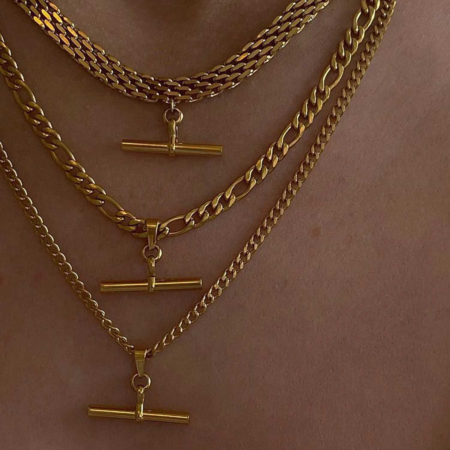 Pendant Necklaces Yori High Quality Minimalist T-Bar Pendant Figaro Chain Necklace Stainless Steel Waterproof Exquisite Jewelry New Q250106