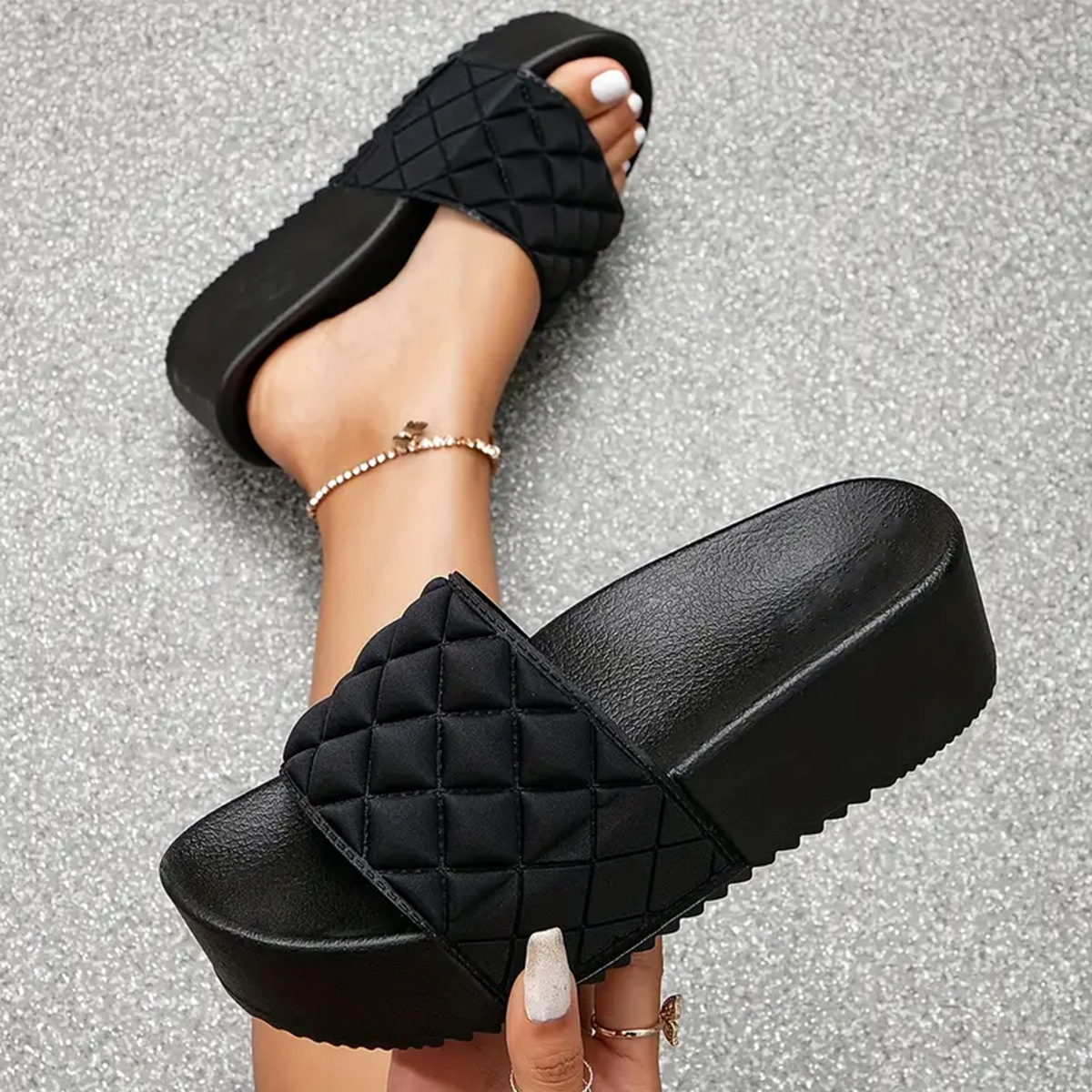 Free Shipping new slides designer Slippers for womans sandals black white Platform slipper outdoor shoes women size eur 37-42