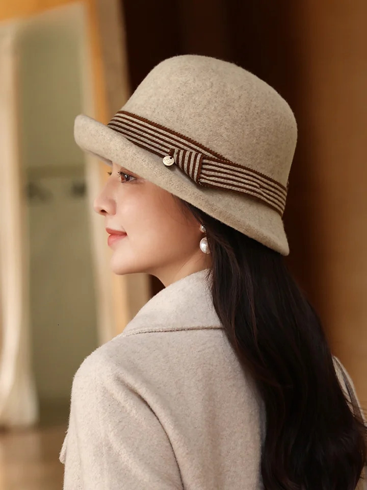 Autumn Winter Ladies Fashionable Foldable Small Gift Hat Wool Pile Cap Round Top Breathable Warm Adjustable Size Sweet Style 250106