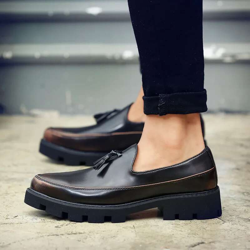 Brand New Designer High Quality Casual Pointed Toe Men Dress Thick Soled Shoes Antiskid Shoe