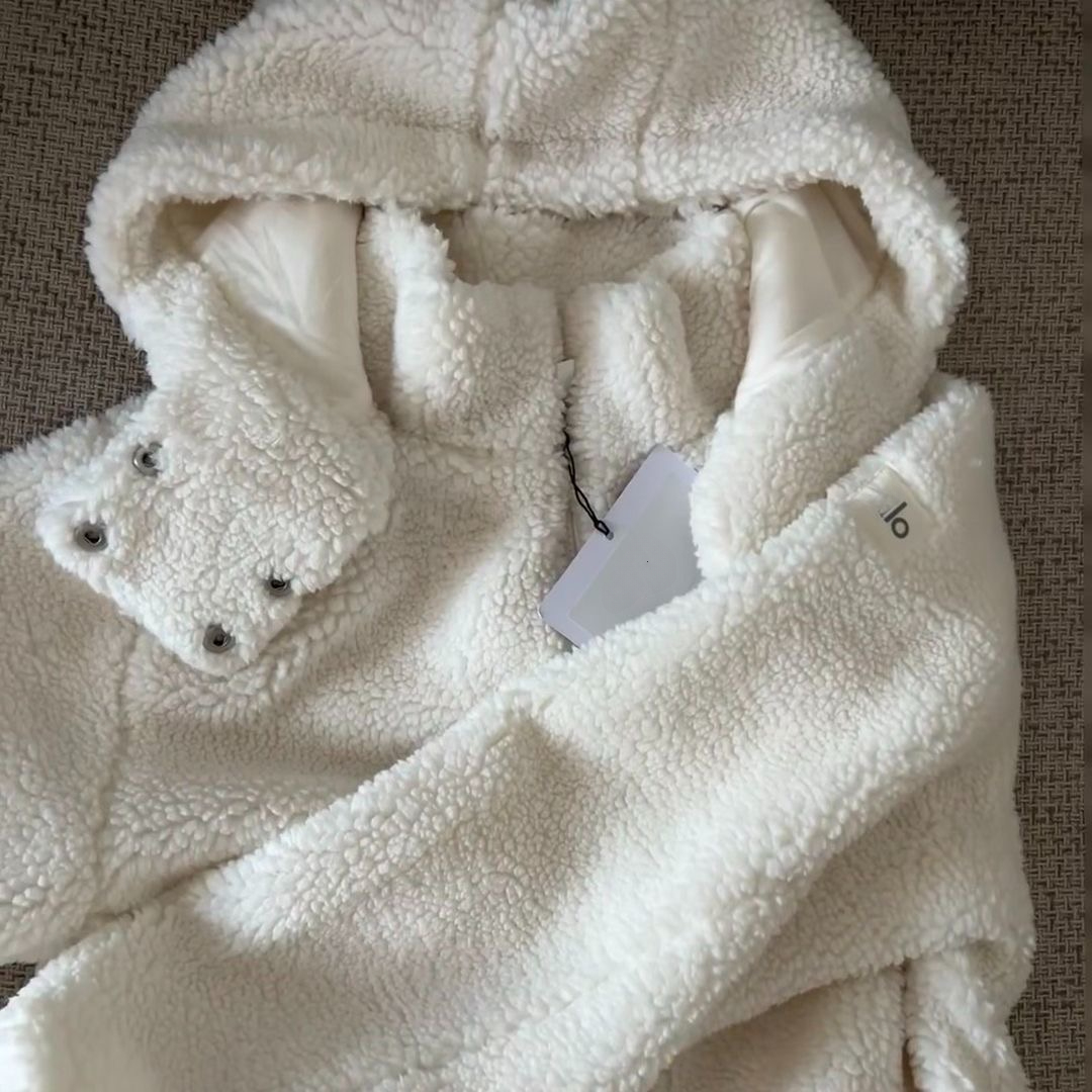 2025 Designer Yoga Hooded Coats Foxy Sherpa Jacket Lamb Plush Warm Long Sleeve Sweater Zip Cardigan Sweatshirts Loose Short Thick Sweattops