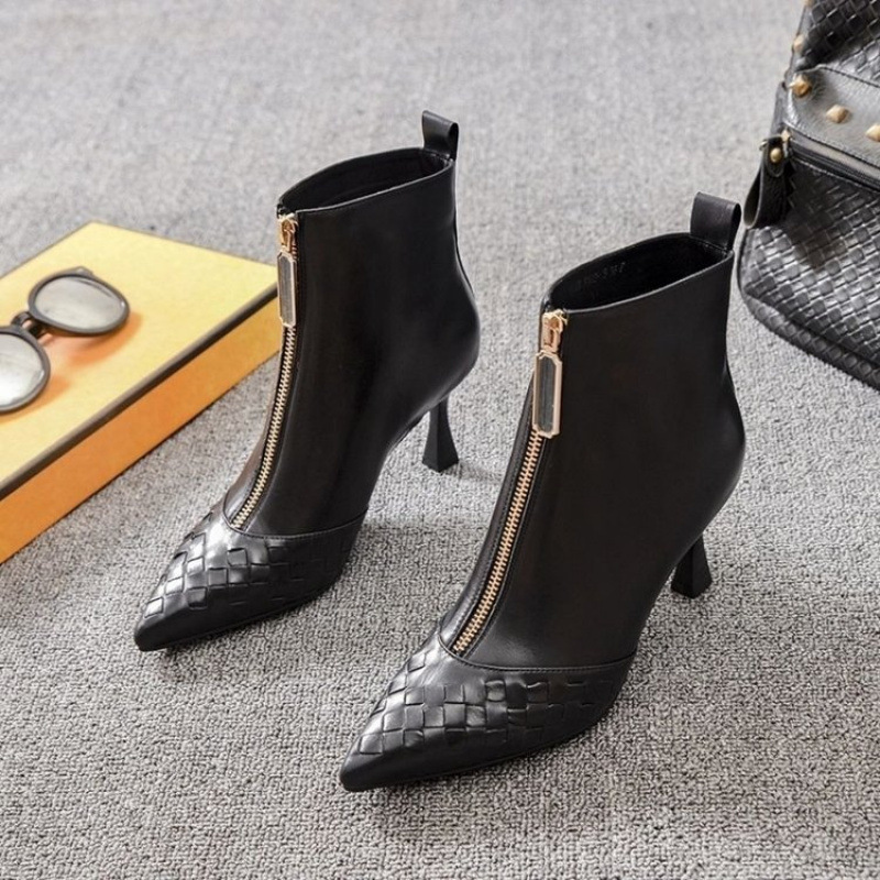 Women Boots High Heel Korean Version Pointed Toe Stiletto Heel Versatile Triple Black Free shipping