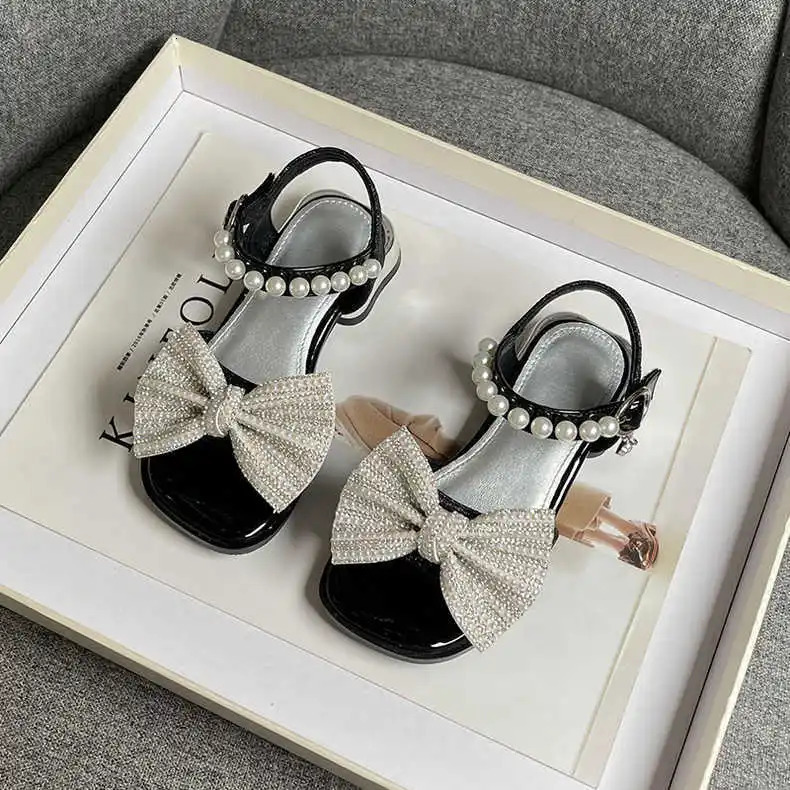 Girls Summer Fashion Sandals 2024 Fashion Cute with Pearls Big Bownot Princess Shoes Trendy Square Heel All-match Sandals 250106