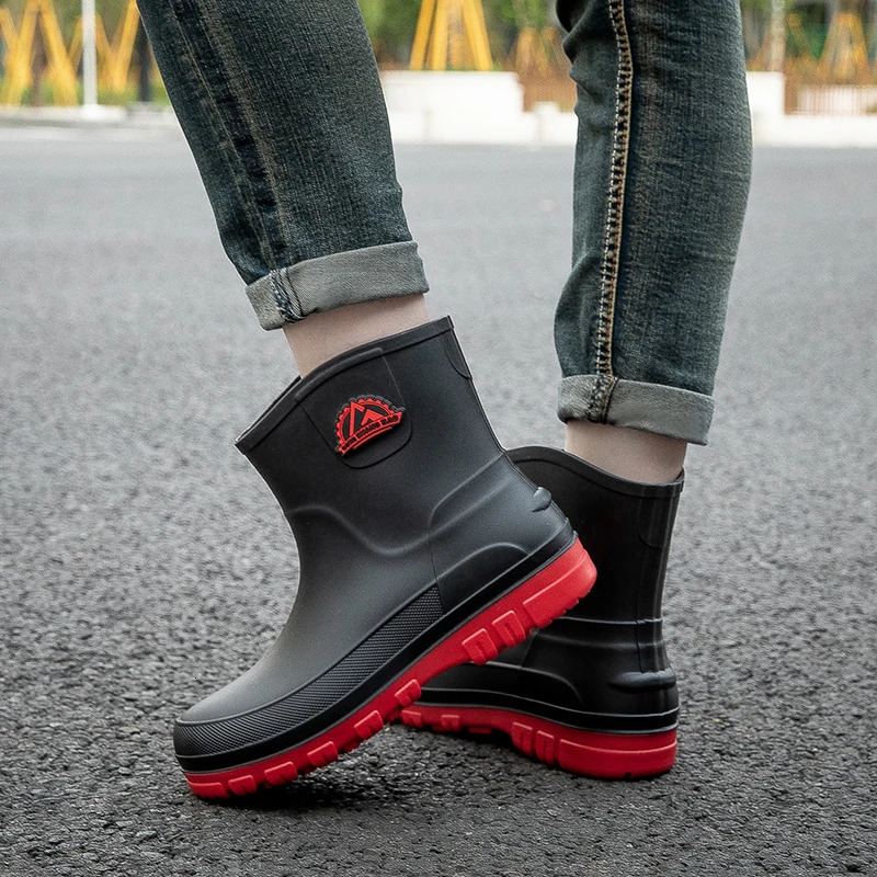 Fashion Rain Boots Mens Short Rain Boots Anti-Slip Wear-Resistant Rubber Shoes Car Washing Fishing Waterproof Shoes 250106