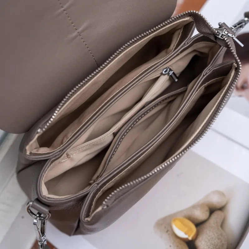 Natural Cow Leather Simple Fashionable Shoulder for Women, Versatile Commuting Small Square Crossbody Bag Underarm Handbag