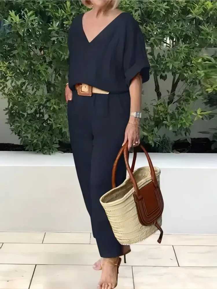 Beltless V-neck Short-sved Top + Nine-point Pants 2-piece Set For Women Fashion Summer Solid Color Loose Office Suit FeXJ250106