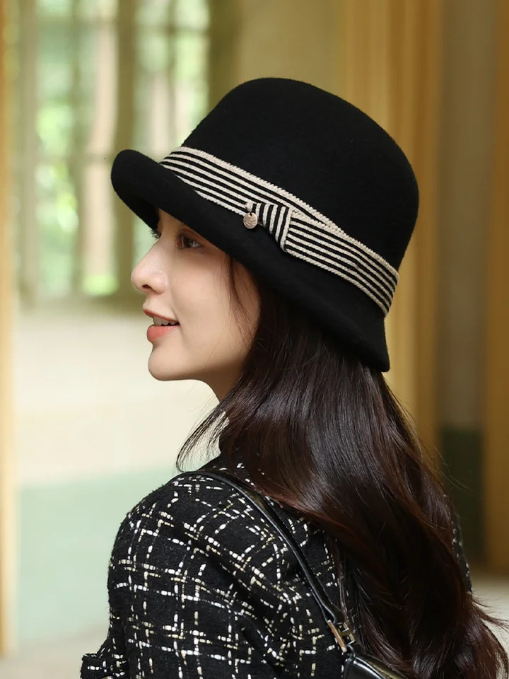 Autumn Winter Ladies Fashionable Foldable Small Gift Hat Wool Pile Cap Round Top Breathable Warm Adjustable Size Sweet Style 250106