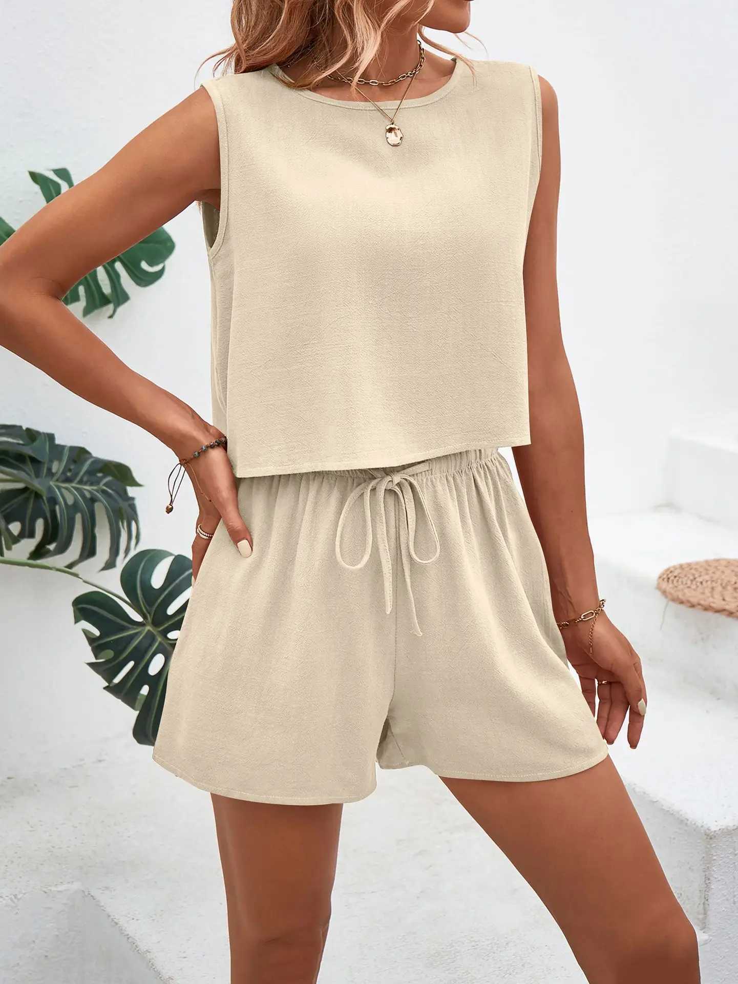 2025 Summer fashion set temperament sveless top shorts pants two-piece womens wearXJ250106