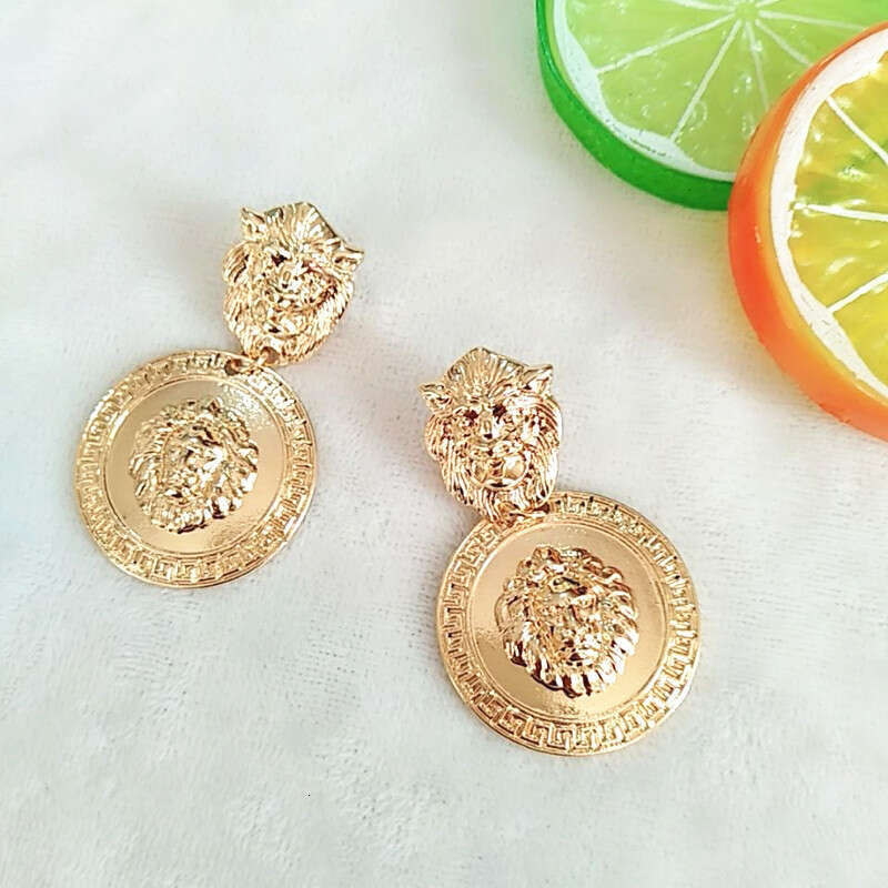 Relief Lion Head Metal 2020 New Exaggerated Baroque Totem Style and Earrings