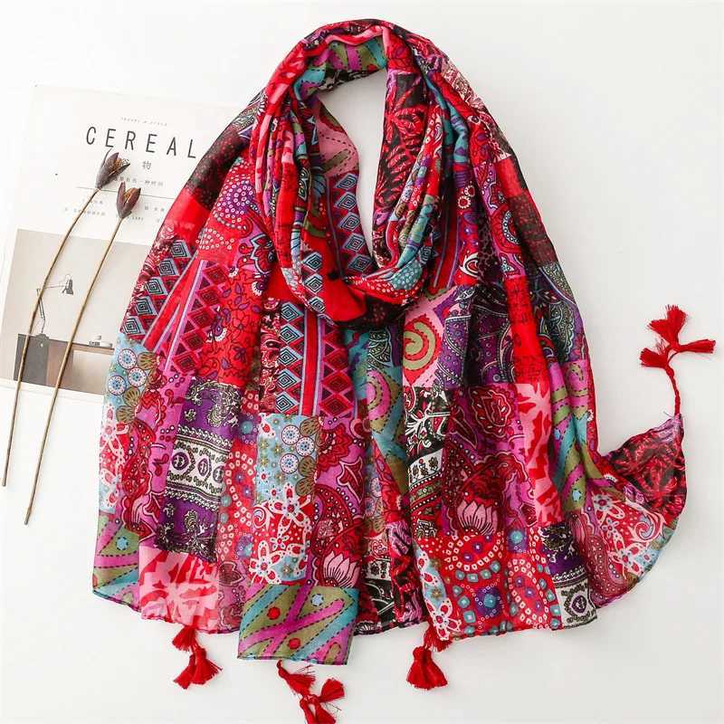 Thin and fashionable Aztec style paisley floral fringe adhesive shawl with high-quality packaging Pashminastol Bufanda Muslim headscarf 180 * 90cm W25