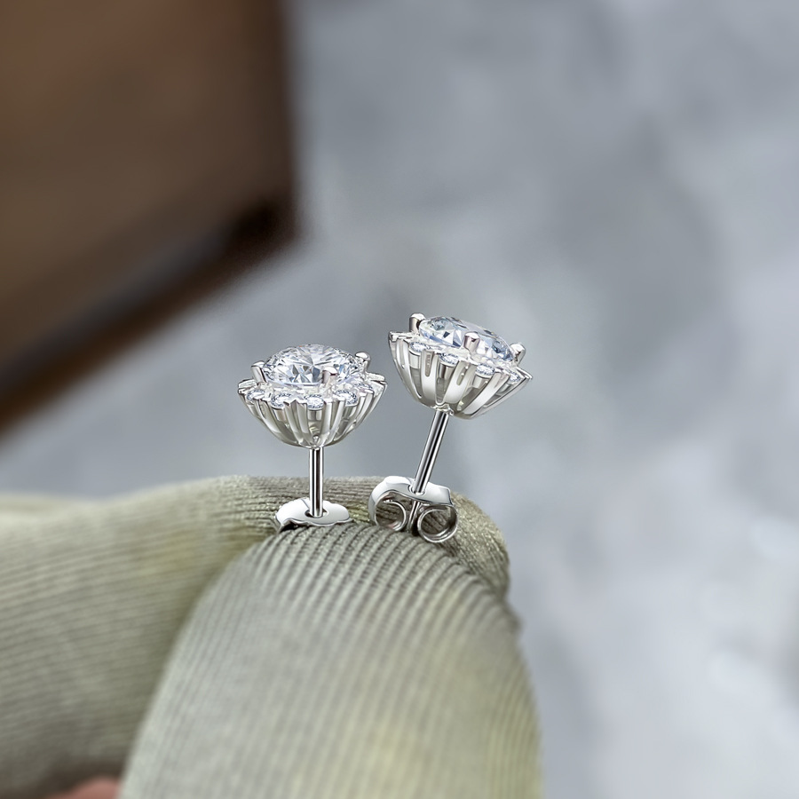 Choucong Gorgeous Stud Earrings Sparkling Luxury Jewelry Real 100% 925 Sterling Silver Round Cut 5MM White Moissanite Diamond Party Women Wedding Earr