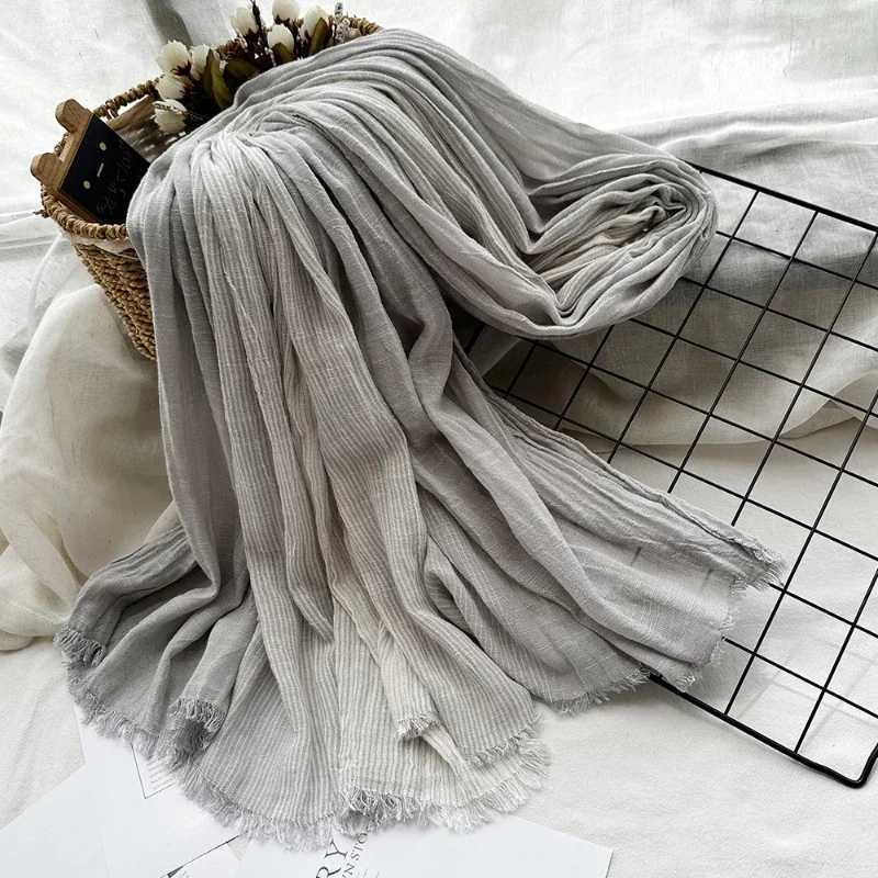 Fashion Simple Classic Scarf for Mens Autumn Solid Color Stripe Pattern Cotton Blended Silk Scarf for Mens Shawl W250107