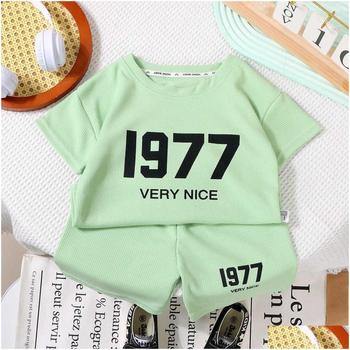 T-shirts Clothing Sets Summer Baby Boy Clothes Set Children Girls Letter Tshirt And Shorts 2 Pieces Suit Kid Short Sleeve Top Bottom Outfits Ot3InY250