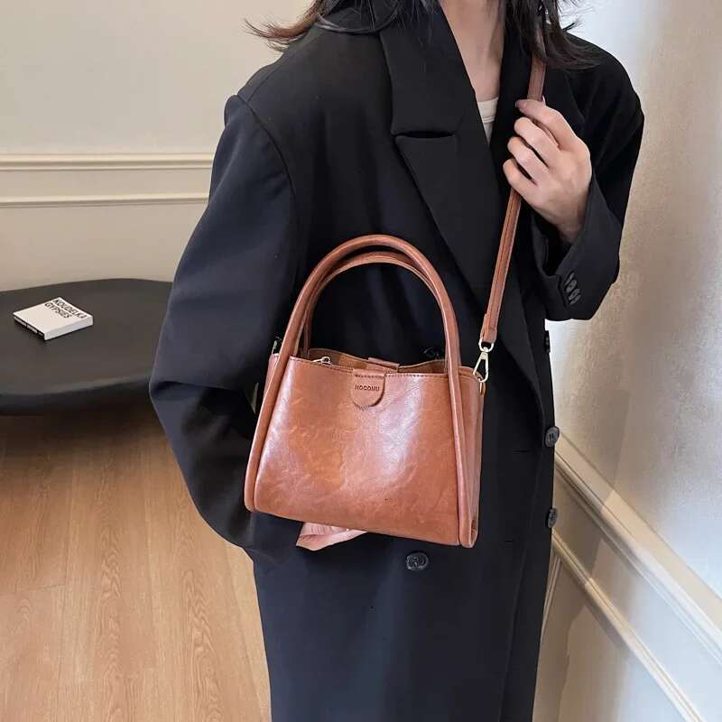 Ddmymoon PU Leather Crossbody Bags for Women 2024 Winter Y2K New Trend Fashion Shoulder Bag Solid Color Short Handle Handbags