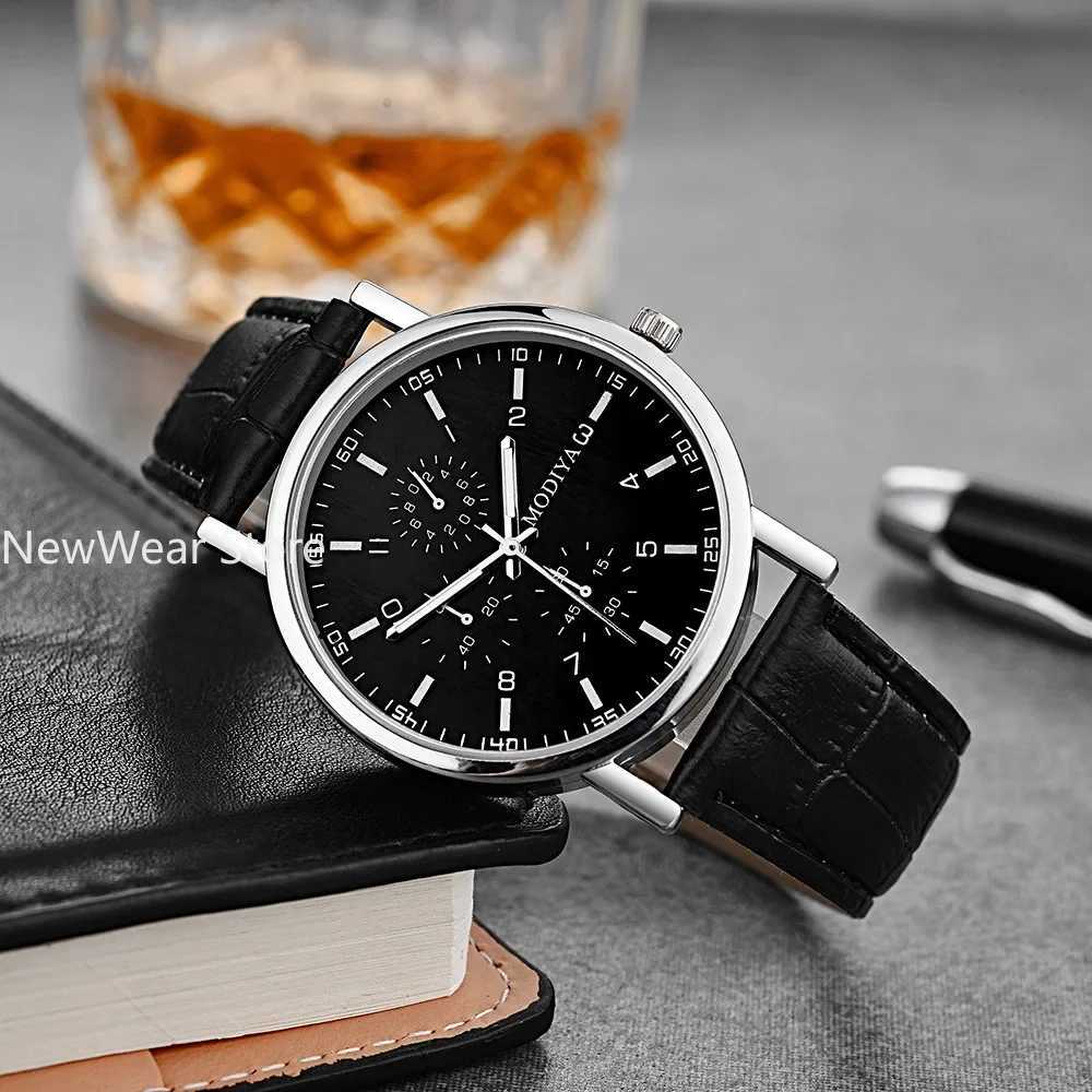 Fashion Exquisite Leather Retro Strap Quartz Men And Women Luxury Watches Relogio Masculino Reloj Hombre NewX250107