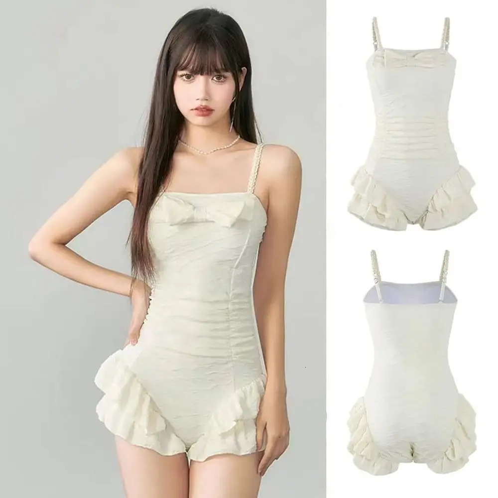 1Pcs One Piece Triangle Ruffle Bathing Suits Beach Holiday High Waist Slim Push Up Swimwear Sweet Cute Summer Swimsuit 250106