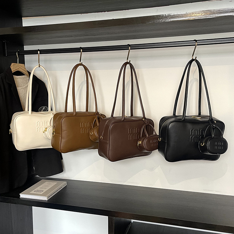 2025 new free shipping designer Single shoulder Vintage solid color casual versatile Tote bag composite package fashionable women black white brown