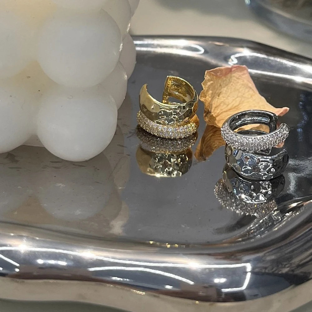 Hoops Ear Cuff Earrings Clip Women Glossy Shiny Rhinestone Cristal Korean Fashion Boho Jewelry Accessories Stainless Steel 250103