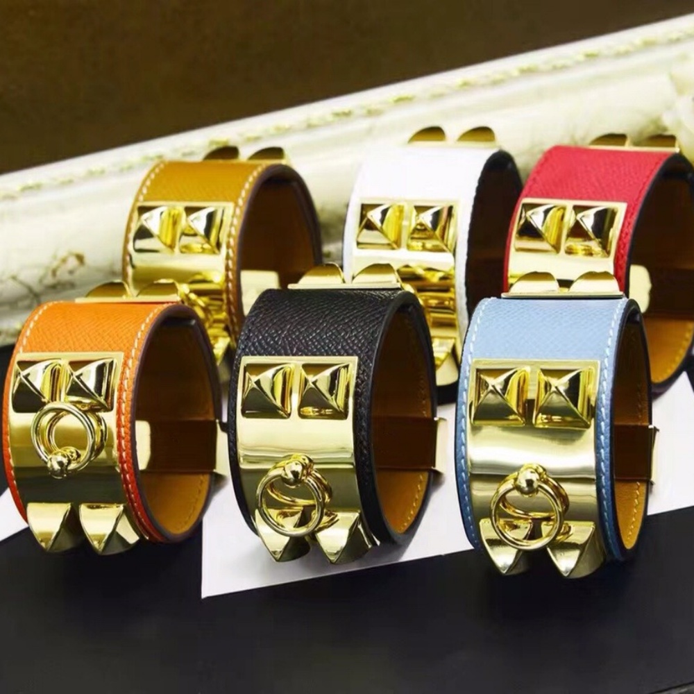 Luxury Leather Bracelet Charm Bangle Designer Jewelry Womens Mens Paired with adjustable lock buckle Classic Daily Wear Silver Gold Bracelets Gift Braclet Bracelt