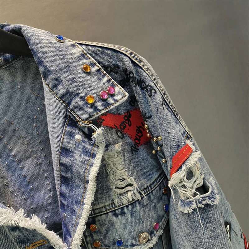 Manual Beaded Dia Letter Graffiti Print Women Denim Spring Autumn 2025 Blue Short Hole Jean Jacket Casual Veste Femme