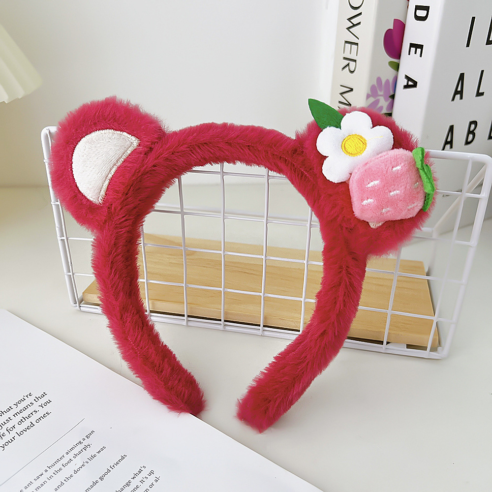 Adorable Plush Headband Featuring Cartoon Animals - Perfect for Autumn and Winter