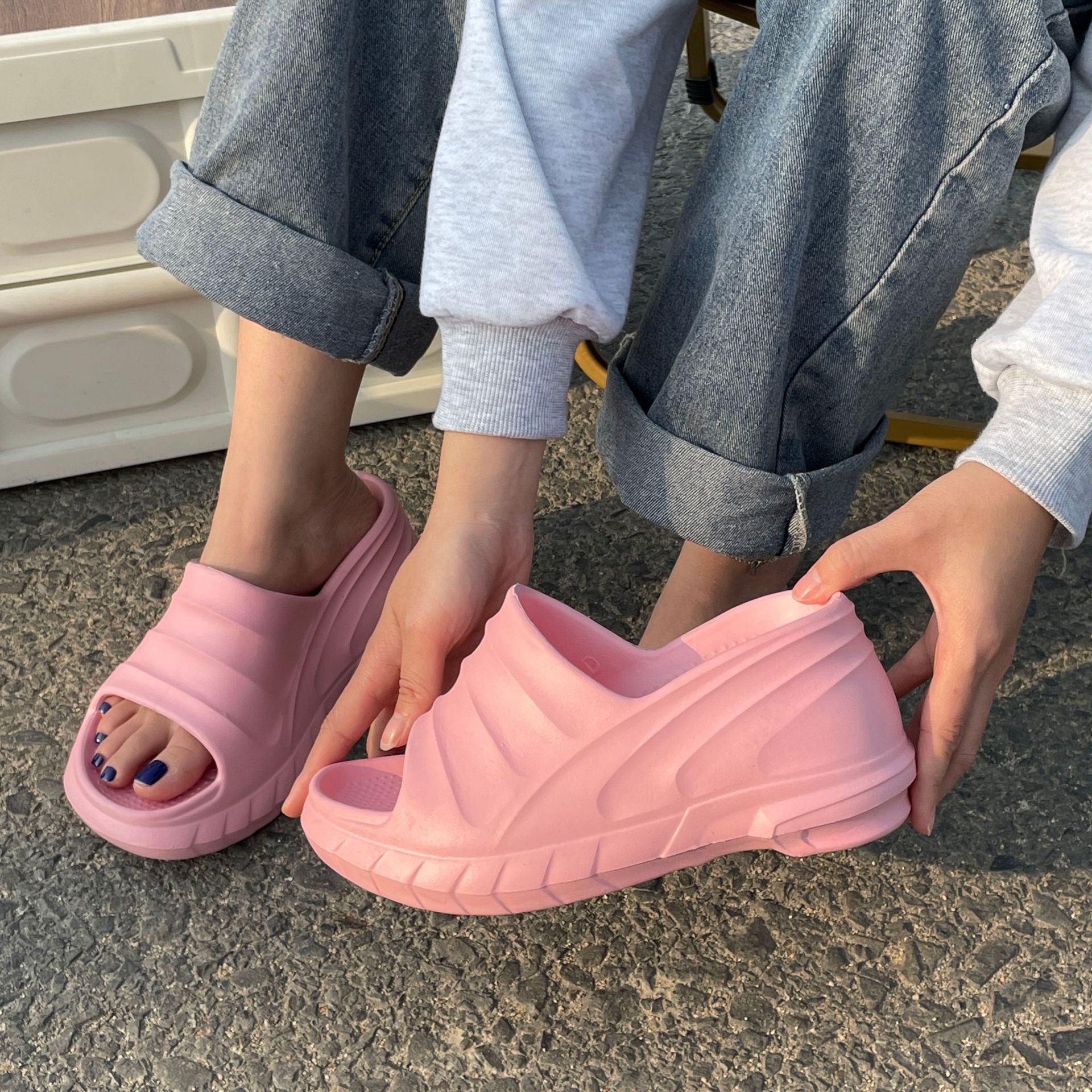 Free Shipping new slides designer Slippers for womans sandals black white Platform slipper outdoor Indoor shoes women 0d26 e5d