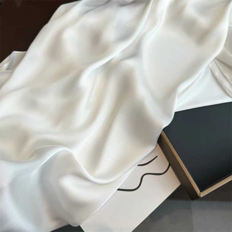 2024 Luxury Brand Spring Large Length Pashmina Womens Scarf Solid Silk Shawl Bag Womens Beach Fashion Womens Bandana Cover Echape W250107