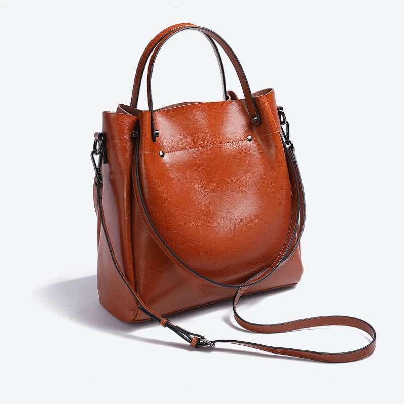Women's Shoulder High-capacity Casual Tote Oil Wax Cowhide Leather Handbag Lady Commuting Bucket High Quality Messenger Bag