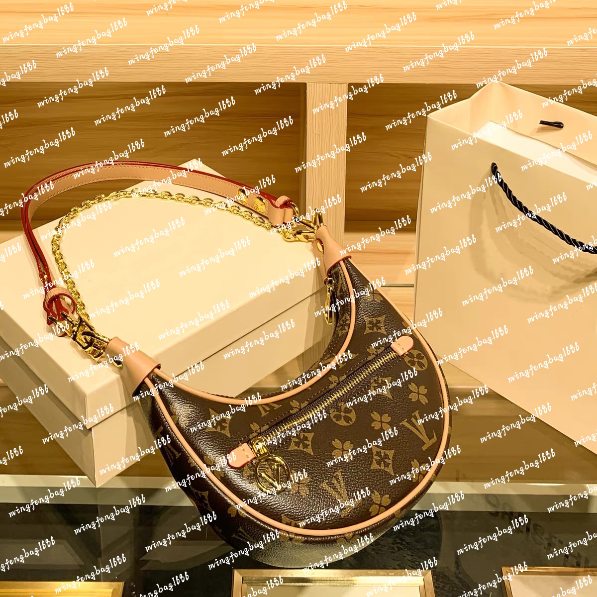 Top Luxury designer Loop bag Croissant bags shoulder hobo designer Purse M81098 Cosmetic half-moon baguette underarm Handbag crossbody Metal Chain Collection