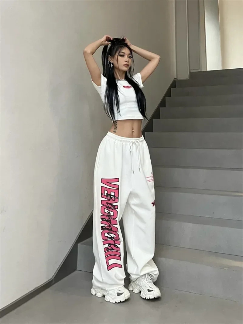 Korean Y2K Streetwear White Jogging Sweatpants Women Harajuku Sports Pants Oversized Hip Hop Letter Wide Leg Trousers 250106
