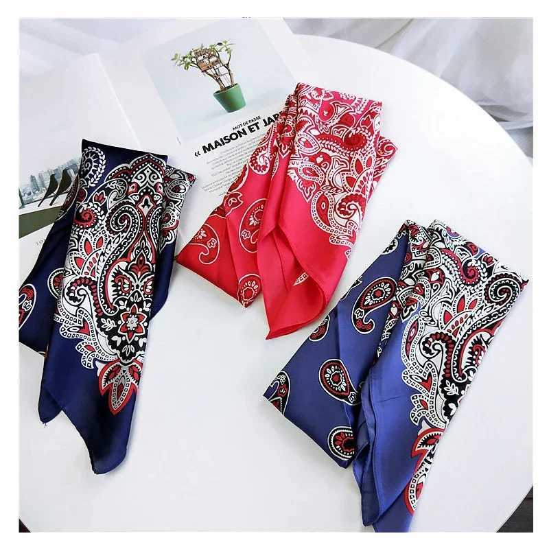 2023 Fashion Bandana Womens Hair Scarf Paisley Print Kerchief Silk Satin Head Scarf Square Shawl Wrap Neck Scarf W250107