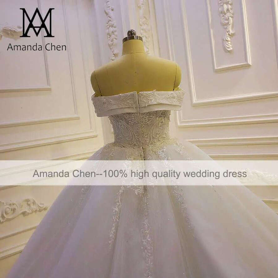 Strapless Lace Appliques Ball Gown Wedding Gowns